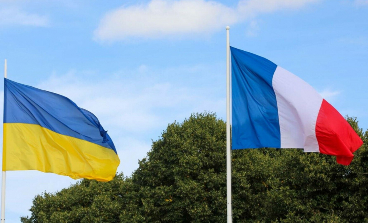 Frozen assets fuel Ukraine aid from France, UK