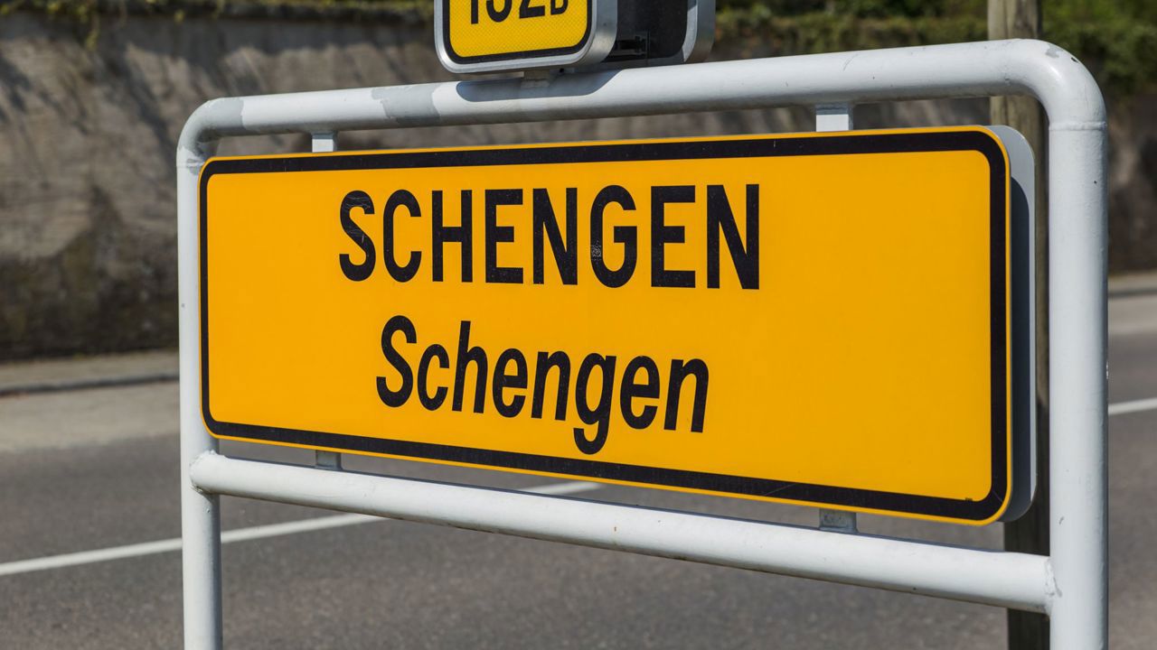 European Commission spokesperson: Romania and Bulgaria ready to formally join Schengen