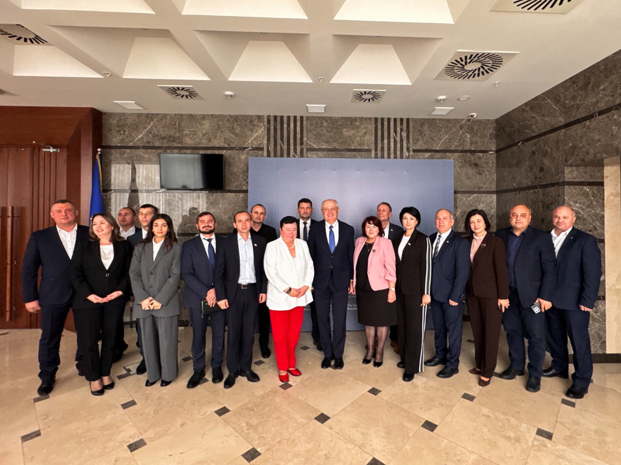 Prime Minister-designate meets with CALM representatives: “Mayors and local authorities are essential partners of the Government”