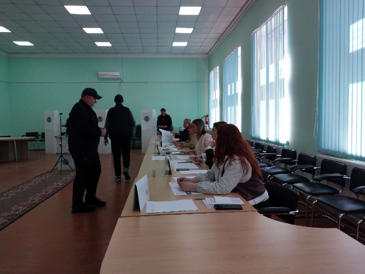 Alegeri locale pentru nouă primării și referendumuri | Secțiile de vot, închise: Peste 24.600 de persoane au votat 