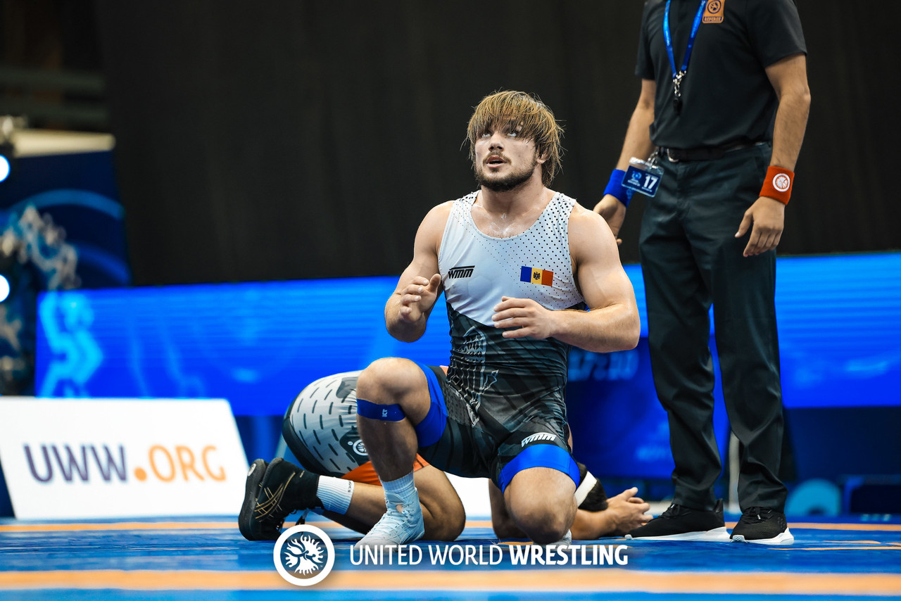 Luptătorul moldovean Alexandrin Guțu, campion mondial la categoria „sub 23 de ani” pentru al 3-lea an la rând