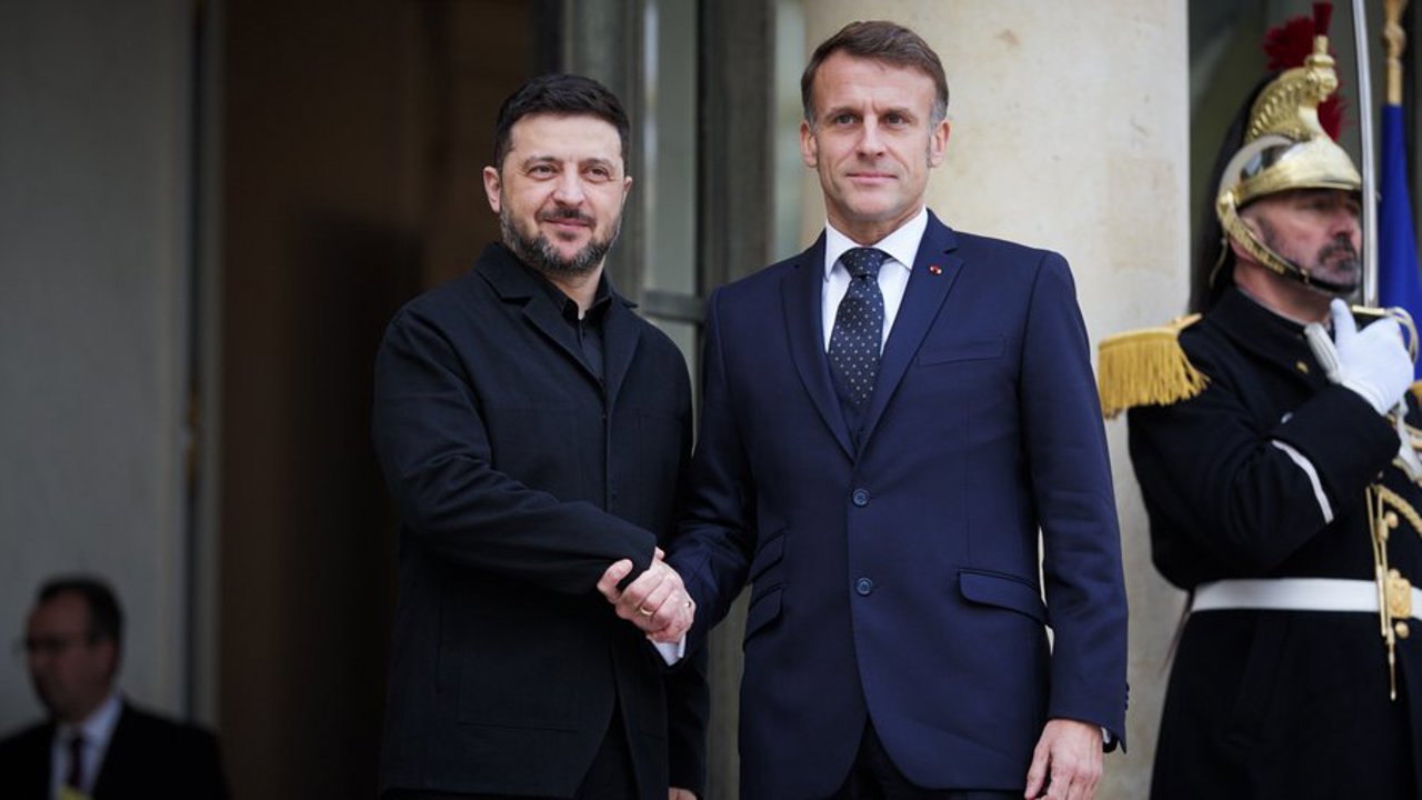 Ukraine security guarantees dominate Zelensky-Macron meeting in Paris