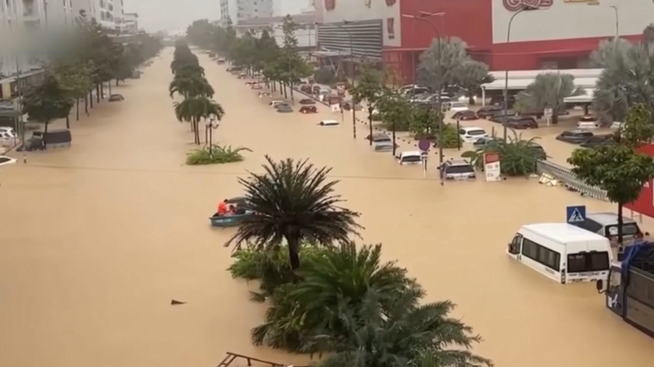 Dezastru în Vietnam: inundațiile și alunecările de teren lasă zeci de victime și dispăruți