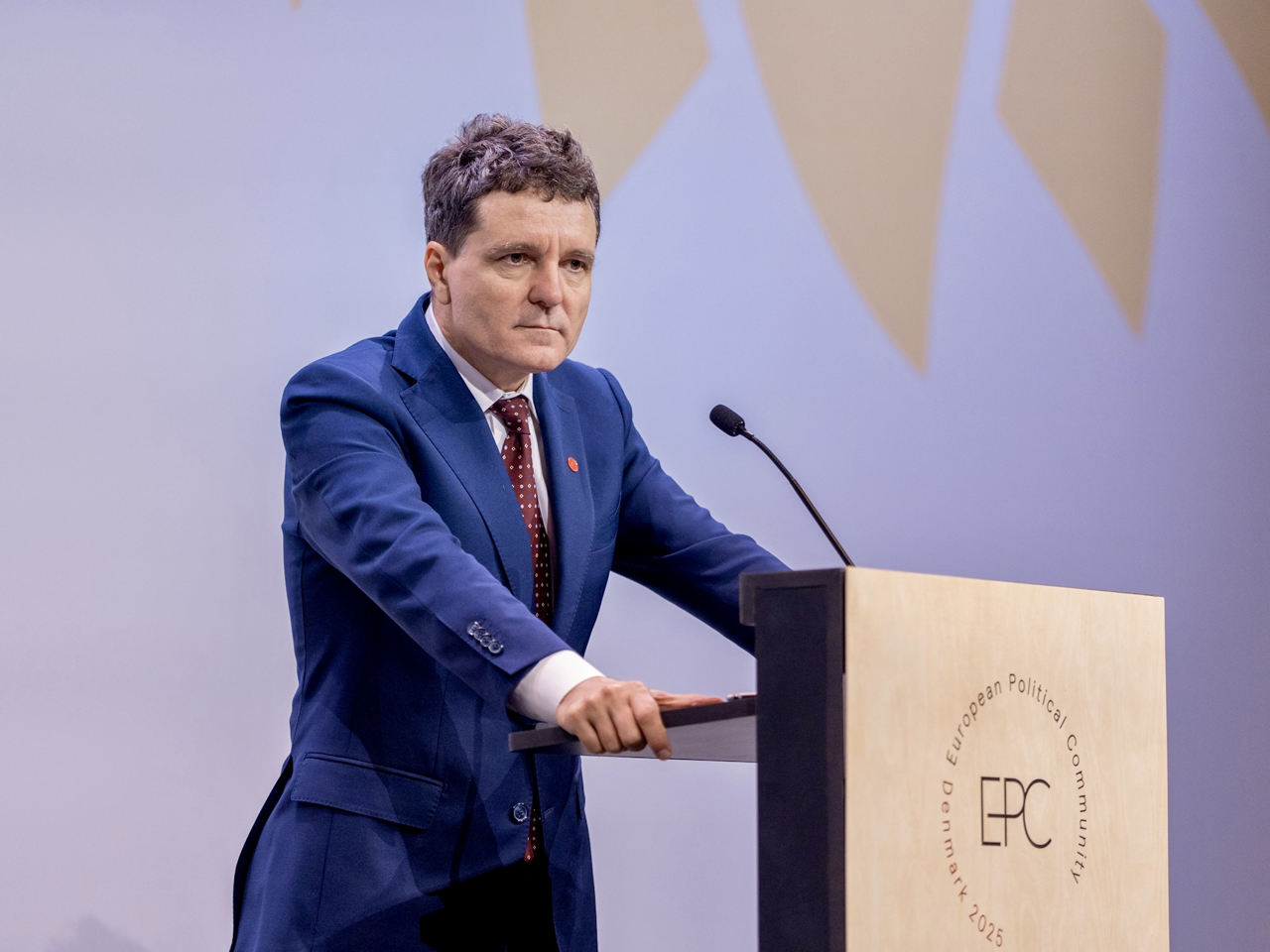 Drona căzută la Galați | Președintele României nu exclude expulzarea ambasadorului rus în caz de noi incidente 