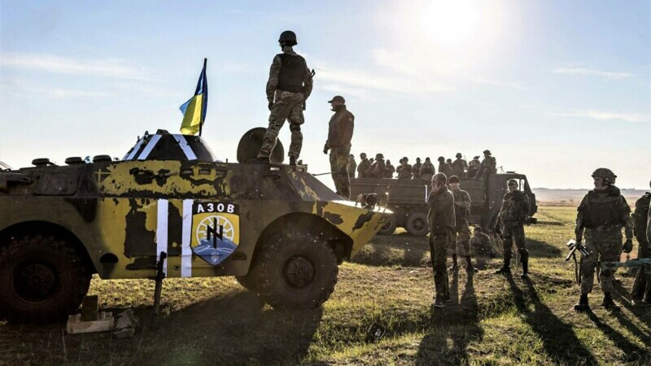 Armata rusă a anunțat că a lovit un centru de comandă al Regimentului Azov din Ucraina