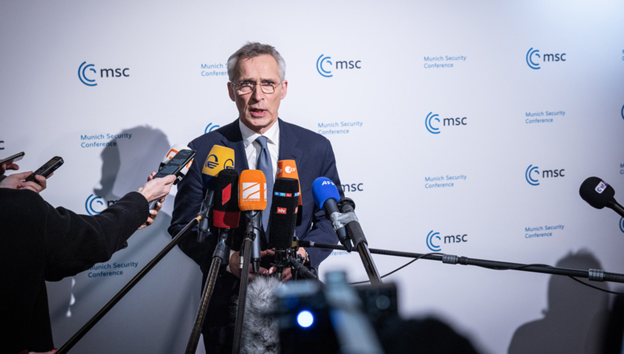 Jens Stoltenberg believes that Ukraine can defeat Russia with Western weapons