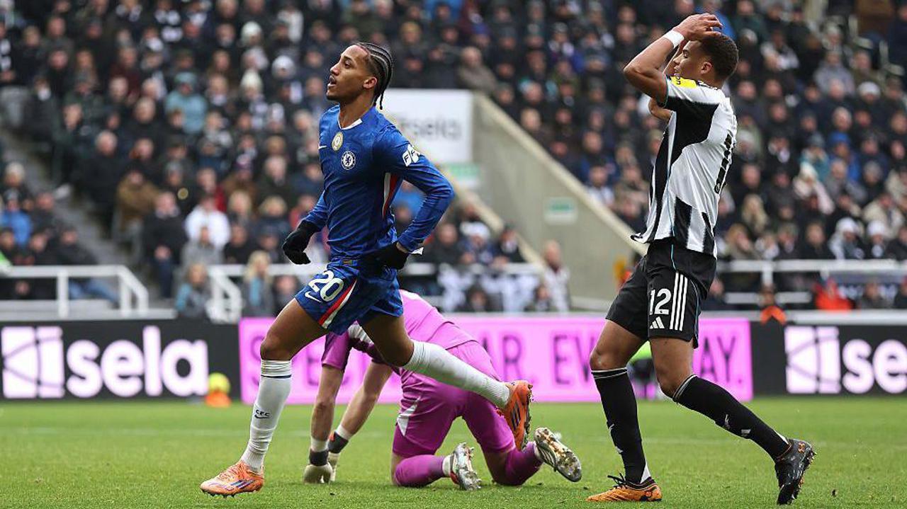 Meci elecrizant în Premier League: Newcastle United și Chelsea Londra au remizat, scor 2:2 