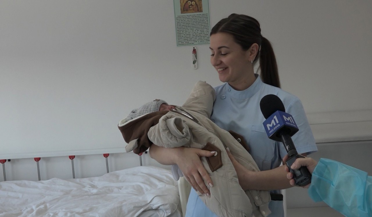 Moașele, cele care veghează două vieți în același timp: „Nu-mi pot imagina viața fără această profesie”