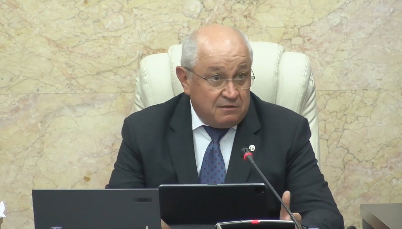 Premierul anunță anularea concursului pentru șefia Moldtelecom și reorganizarea APP: „Mai întâi verificăm, facem ordine și după aceea aprobăm”
