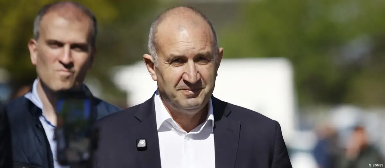 Alianța fostului președinte Rumen Radev conduce scrutinul parlamentar în Bulgaria
