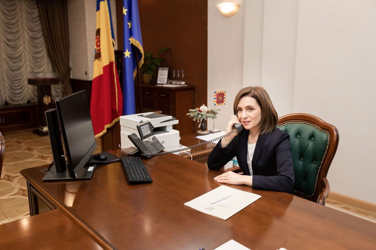 Maia Sandu to Nicușor Dan: We'll strengthen Chișinău-Bucharest ties for a secure, prosperous future