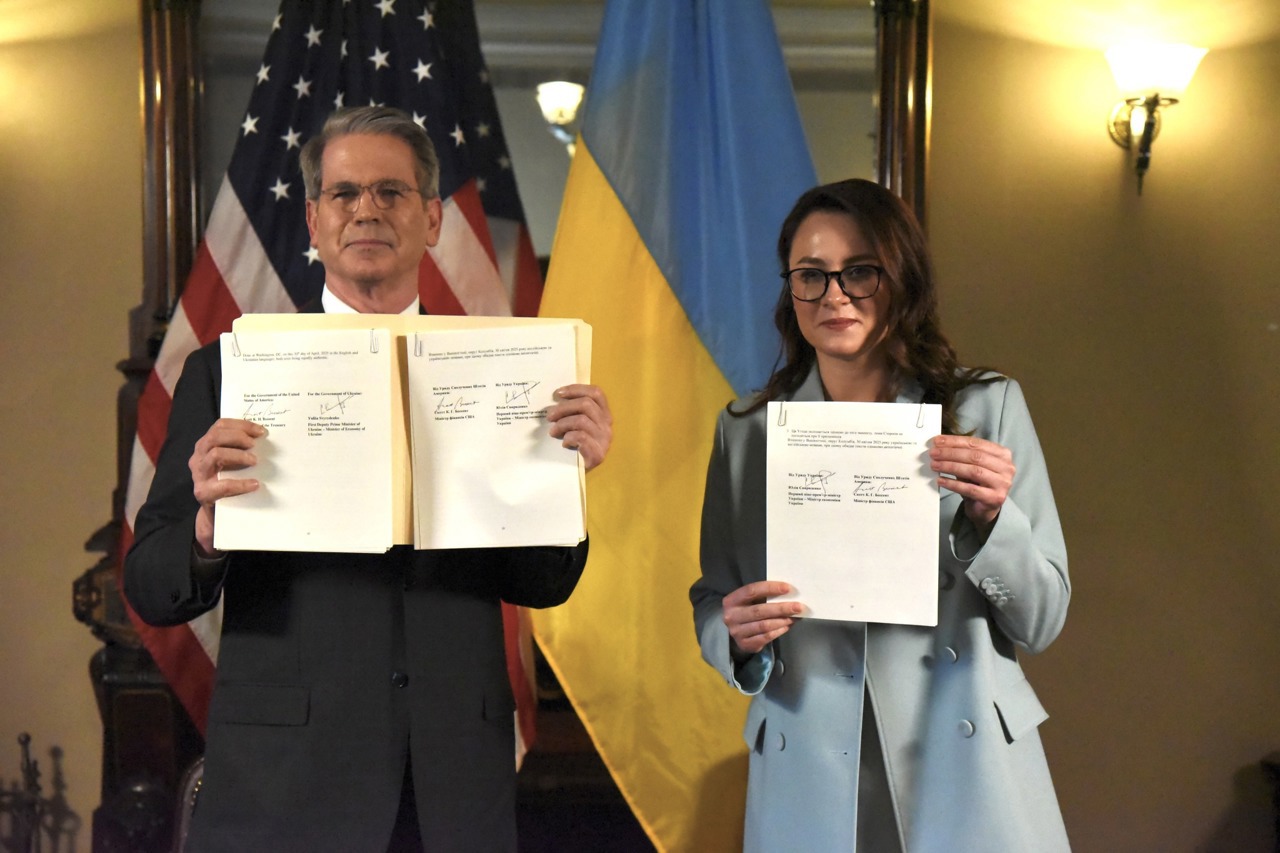 США и Украина подписали соглашение о недрах