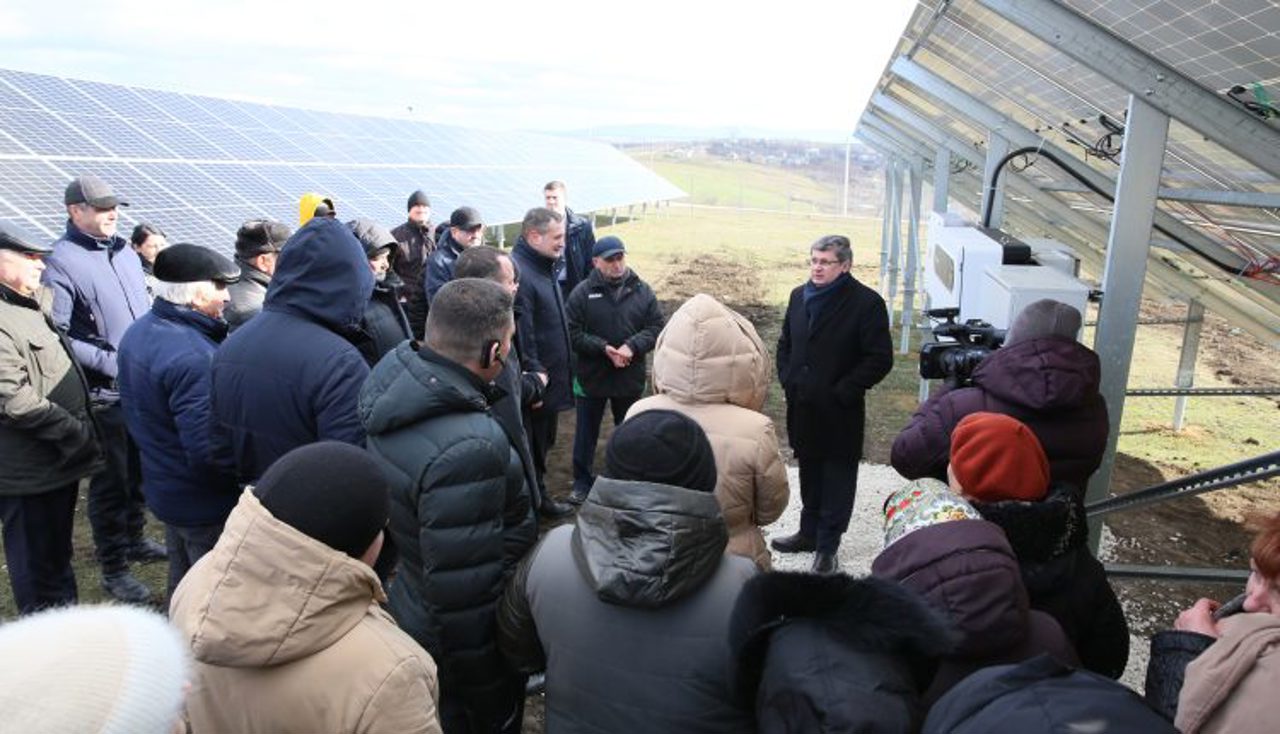 În satul Bușila din raionul Ungheni a fost construită o centrală electrică fotovoltaică. Igor Grosu: „Sunt impresionat”