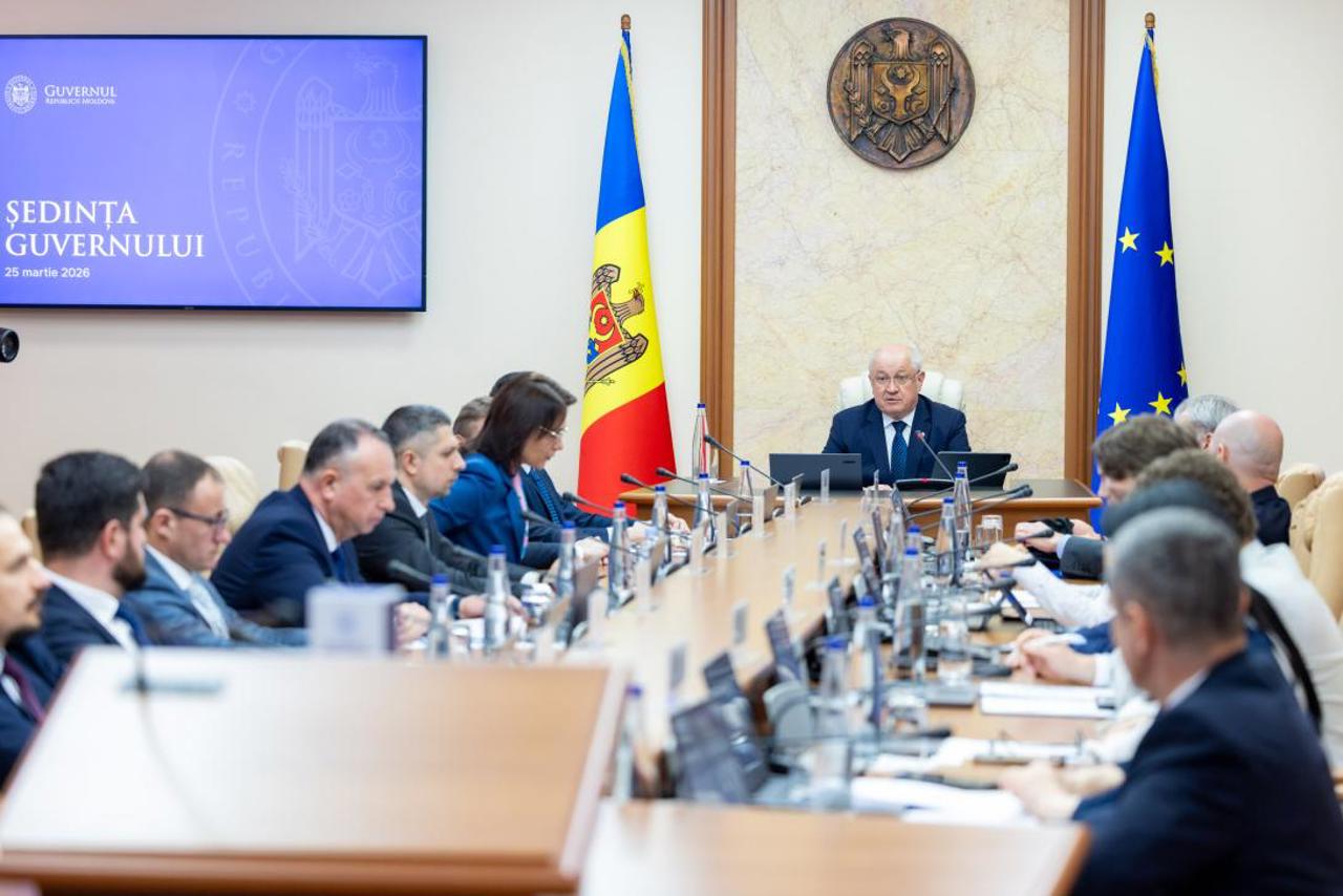 Guvernul impune restricții în contextul stării de urgență: Agenții economici, obligați să economisească energie