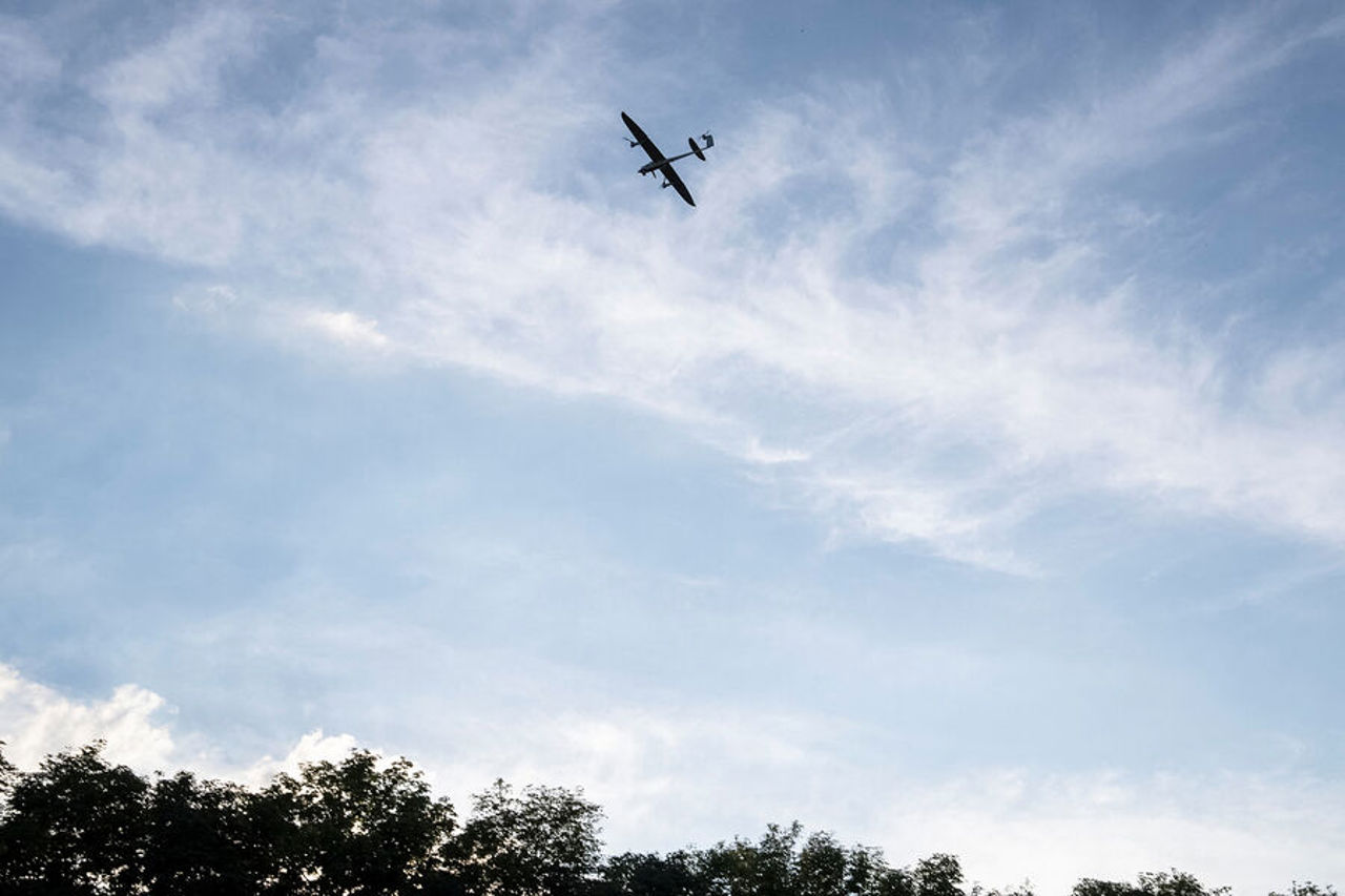 Atac masiv ucrainean cu drone asupra industriei de apărare din Rusia