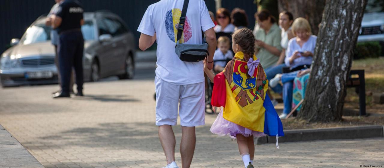 Ce salarii își doresc moldovenii ca să nu plece din țară 