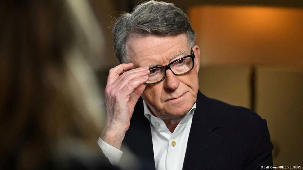 Scandalul Epstein se adâncește: Peter Mandelson, plasat în custodia poliției la Londra