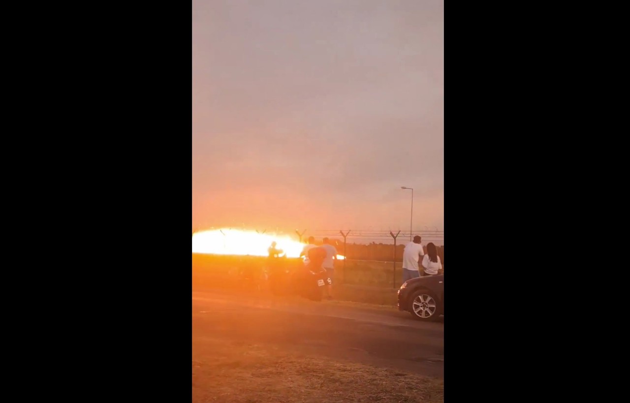 Spectacol aviatic transformat în tragedie: Un avion de vânătoare F-16 s-a prăbușit în Polonia, pilotul a decedat