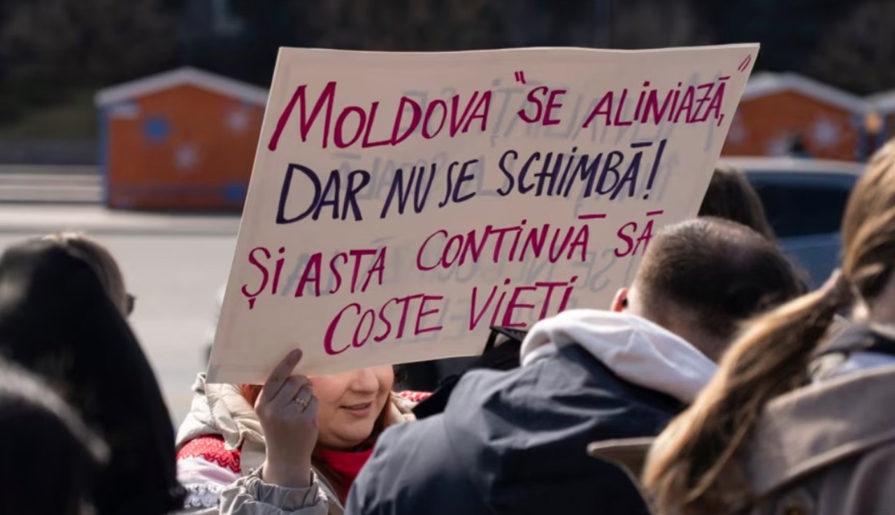 Proiect de lege: Medicii și profesorii din R. Moldova ar putea fi obligați să raporteze cazurile suspecte de violență în familie