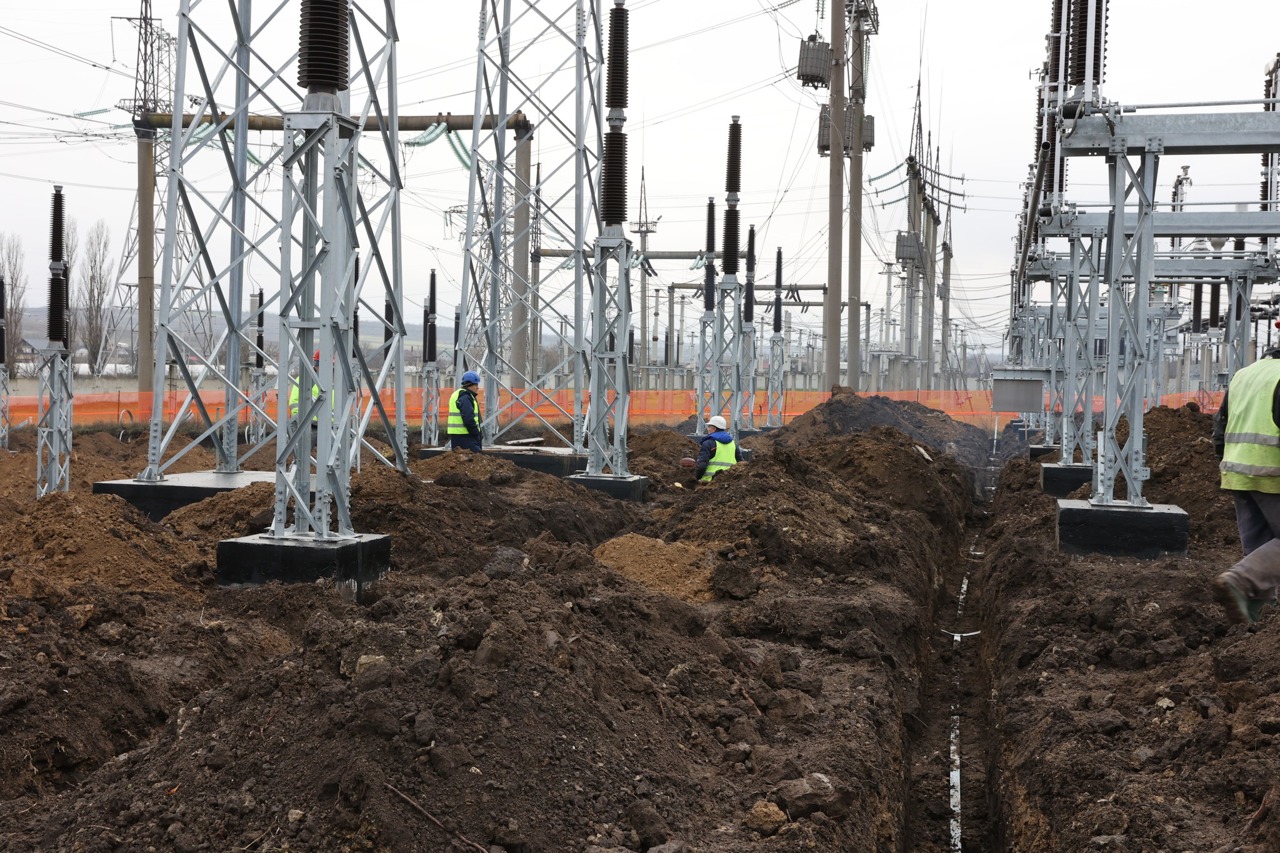 RETROSPECTIVA 2025 | Energia R. Moldova - „progres substanțial”, cele mai „mari tarife” din Europa de Est și un boom al regenerabilelor