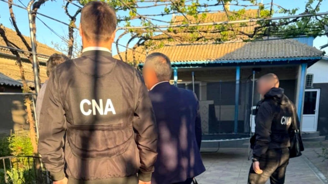 Un fost primar din sudul țării și un agent economic, cercetați penal pentru escrocherie: ar fi prejudiciat statul cu sute de mii de lei