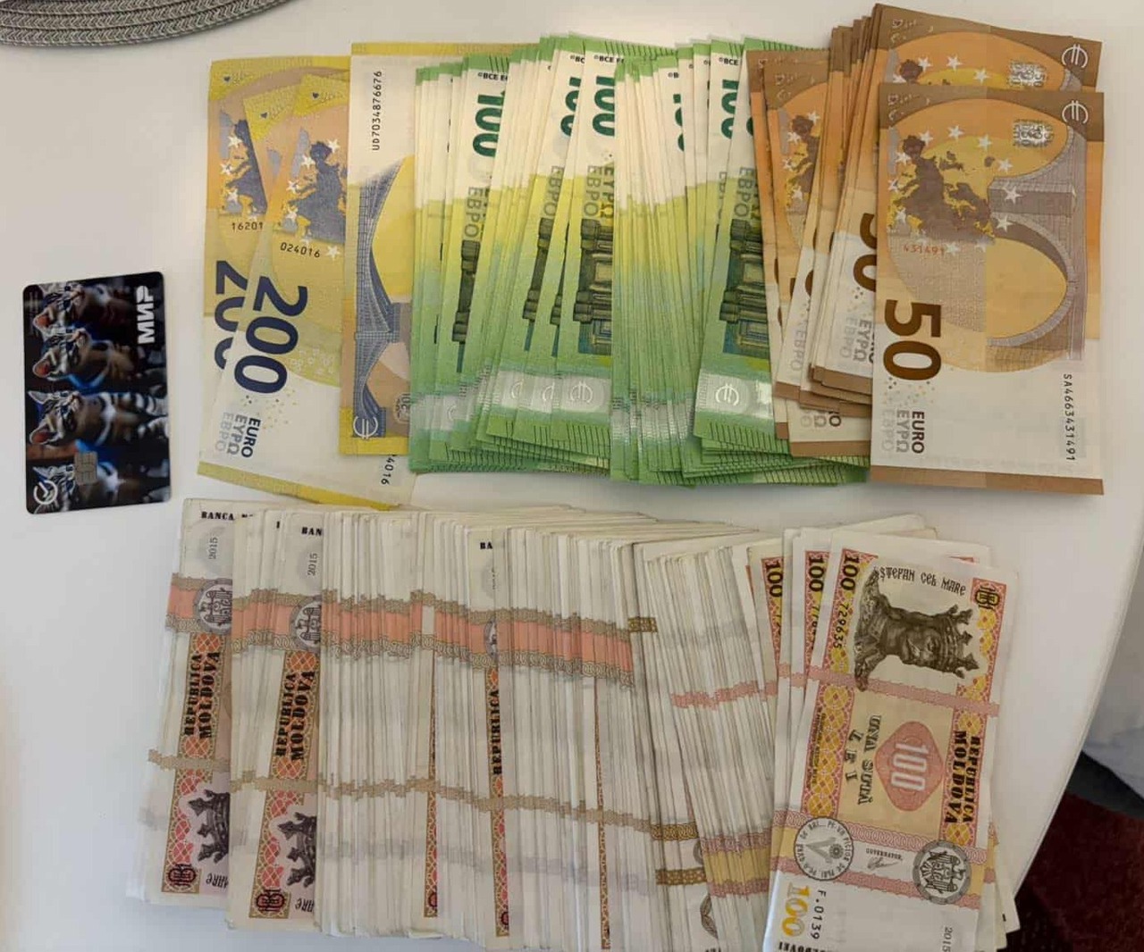 Over 30 people targeted in an electoral scheme: raids  in northern Moldova