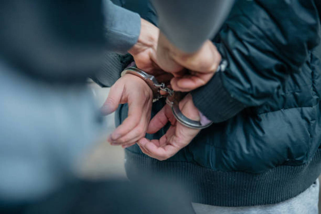 Anchetați pentru răpire de persoană și alte infracțiuni: Doi bărbați, ascunși timp de un an în regiunea transnistreană, reținuți la Cimișlia