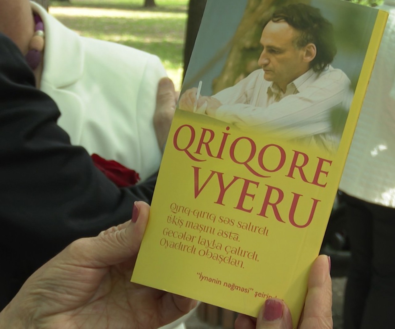 Poetul azer, Salim Babullaoglu, premiat la Chișinău pentru traducerea versurilor lui Grigore Vieru