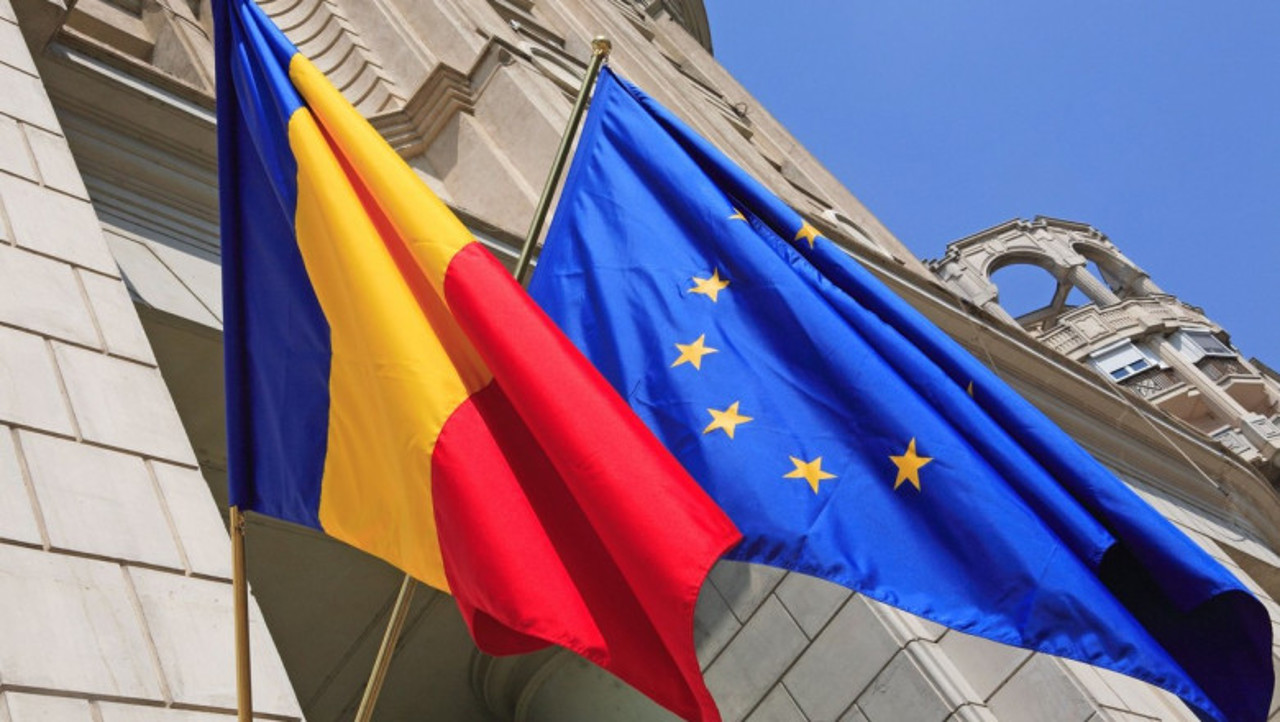 Sondaj: Euro-entuziasmul românilor e în scădere, iar euroscepticismul se conservă la 20%