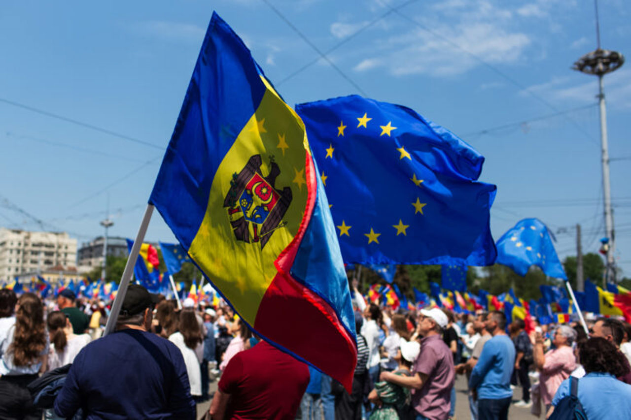 Corespondență // Ce sunt „pactul comun de securitate” și „planul Marshall” obținute de la UE de R. Moldova 