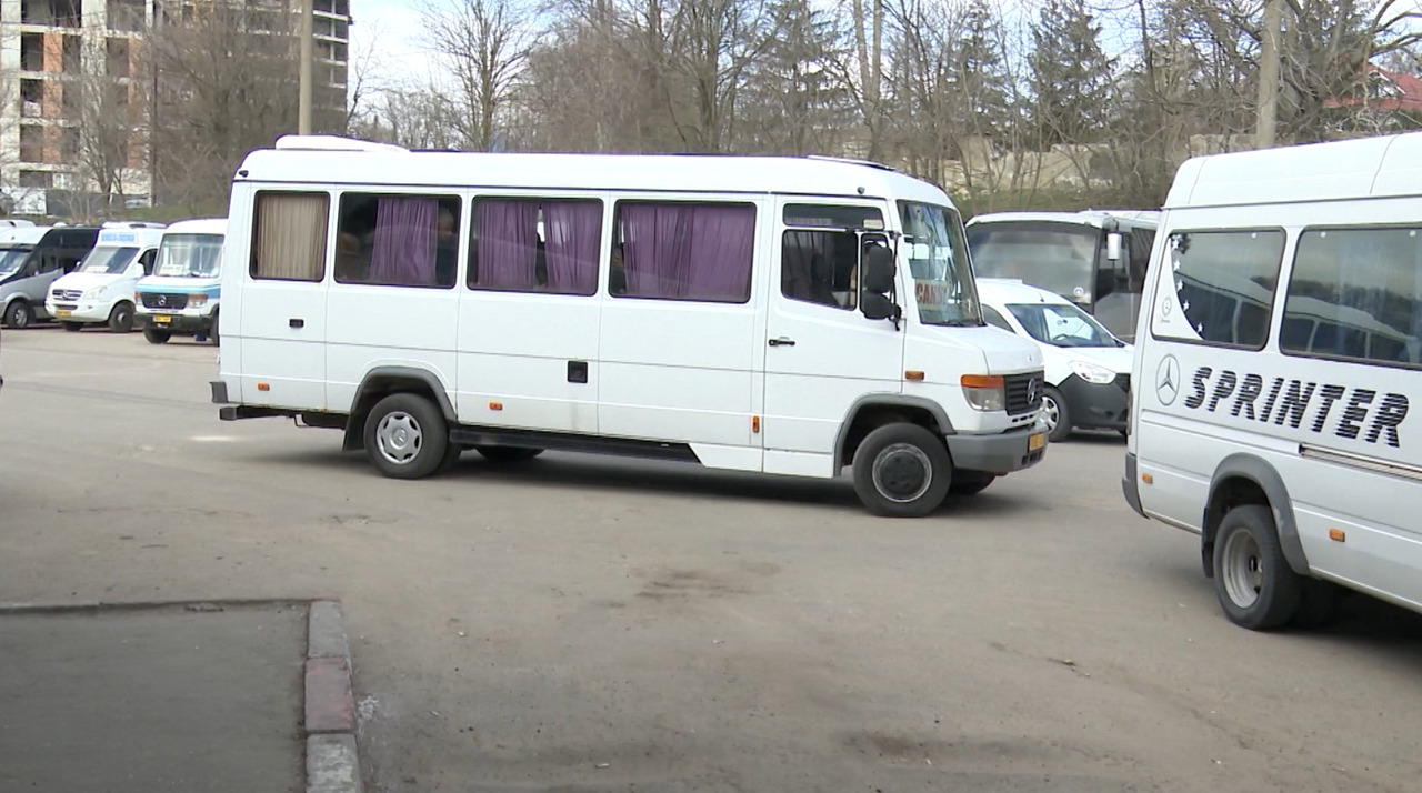 Scumpirea călătoriilor interurbane: Pasagerii resimt impactul majorărilor