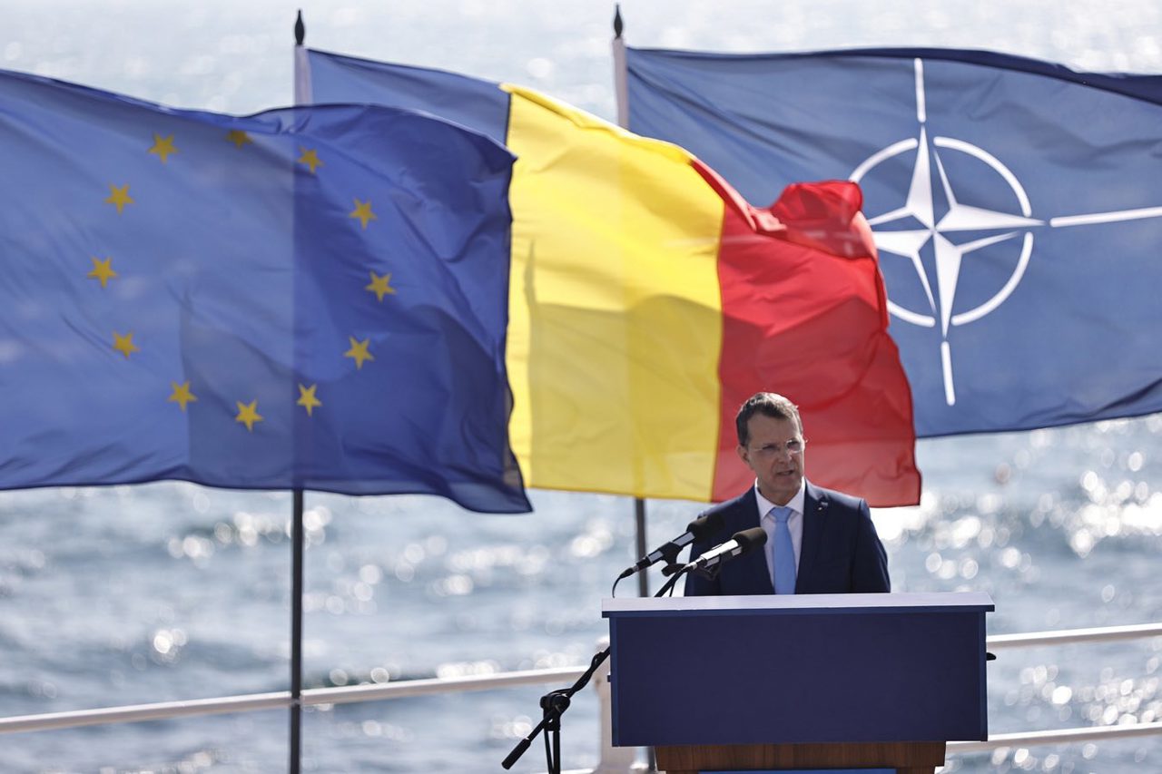 Defense Minister in Bucharest: Romania ready to shoot down Russian drones