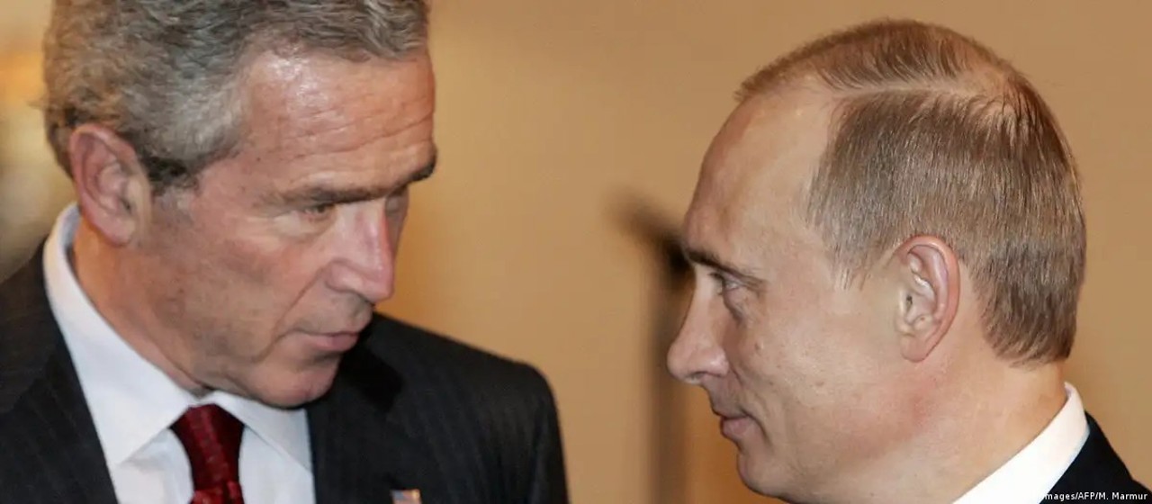 Stenogramă SUA: Putin discuta în 2001 posibilitatea ca Rusia să intre în NATO