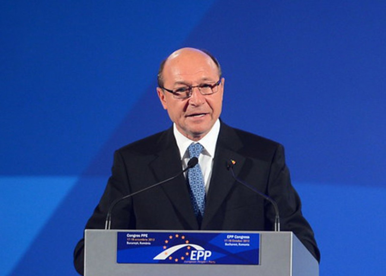 Moldovenii, urmași ai lui Ștefan cel Mare, i-au arătat lui Putin „ceva mai puternic decât toate armele: votul”, comentează Traian Băsescu rezultatele alegerilor