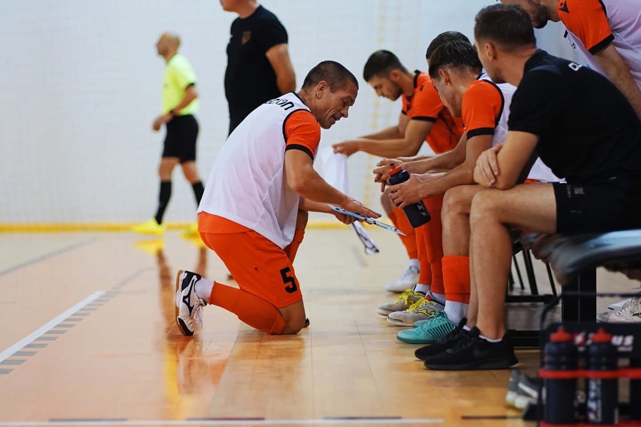 Liniștea dinaintea furtunii: Jucătorii echipei Clic-Media Chișinău pregătesc minuțios meciurile din preliminariile Ligii Campionilor la fotbal în sală 