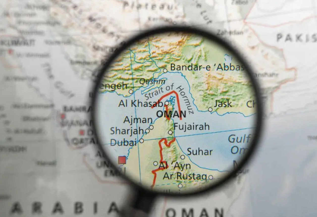 SUA mențin deschis un coridor petrolier în Hormuz, în timp ce Trump intensifică presiunea asupra Iranului