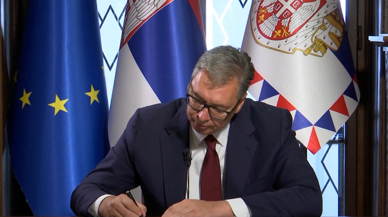 Alegeri anticipate în Serbia, pe 25 octombrie. Vučić își pune puterea la încercare