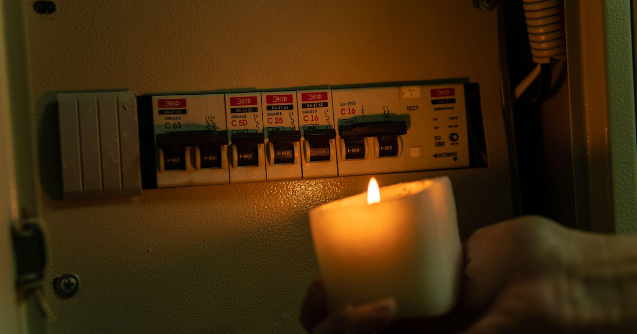 Ministerul Energiei: Echipele de intervenție sunt mobilizate după avariile provocate de ninsori și vânt