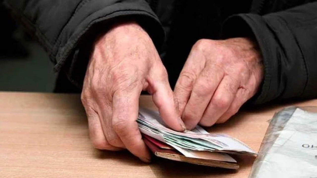Deficitul asigurărilor sociale a scăzut la 3.5 miliarde de lei în acest an. Plugaru explică ce risc există pentru plata pensiilor
