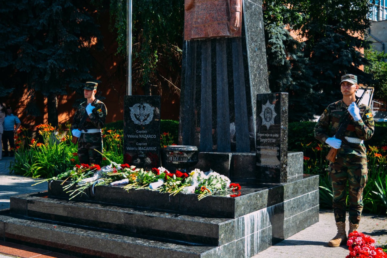 „Curaj, devotament și sacrificiu”: Omagiu la 34 de ani de la confruntările de pe platoul Varnița–Tighina
