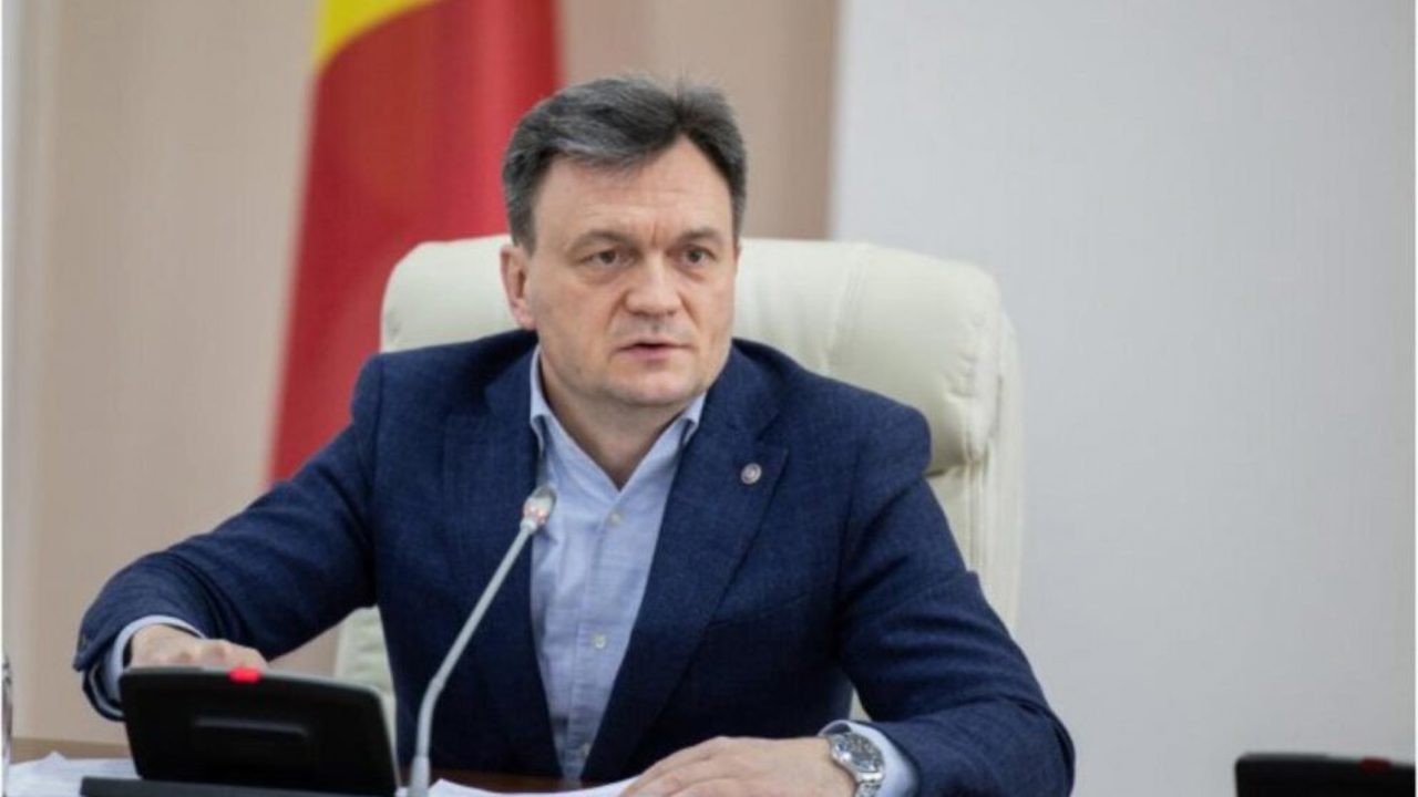 Moldova PM reignites judicial feud, names judges in bank fraud case