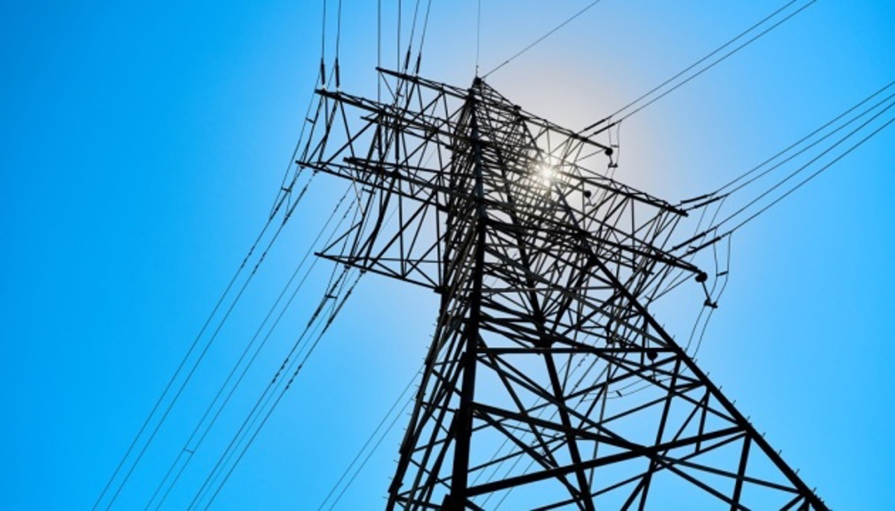 Ukraine imports electricity from five countries, including the Republic of Moldova, on Sunday