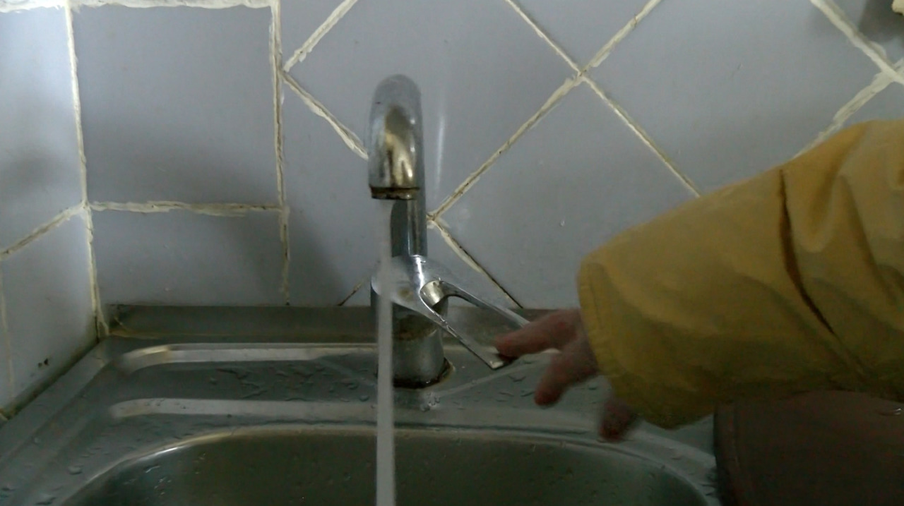 Viața revine la normal, dar cu restricții: apa în nordul țării încă nu poate fi consumată