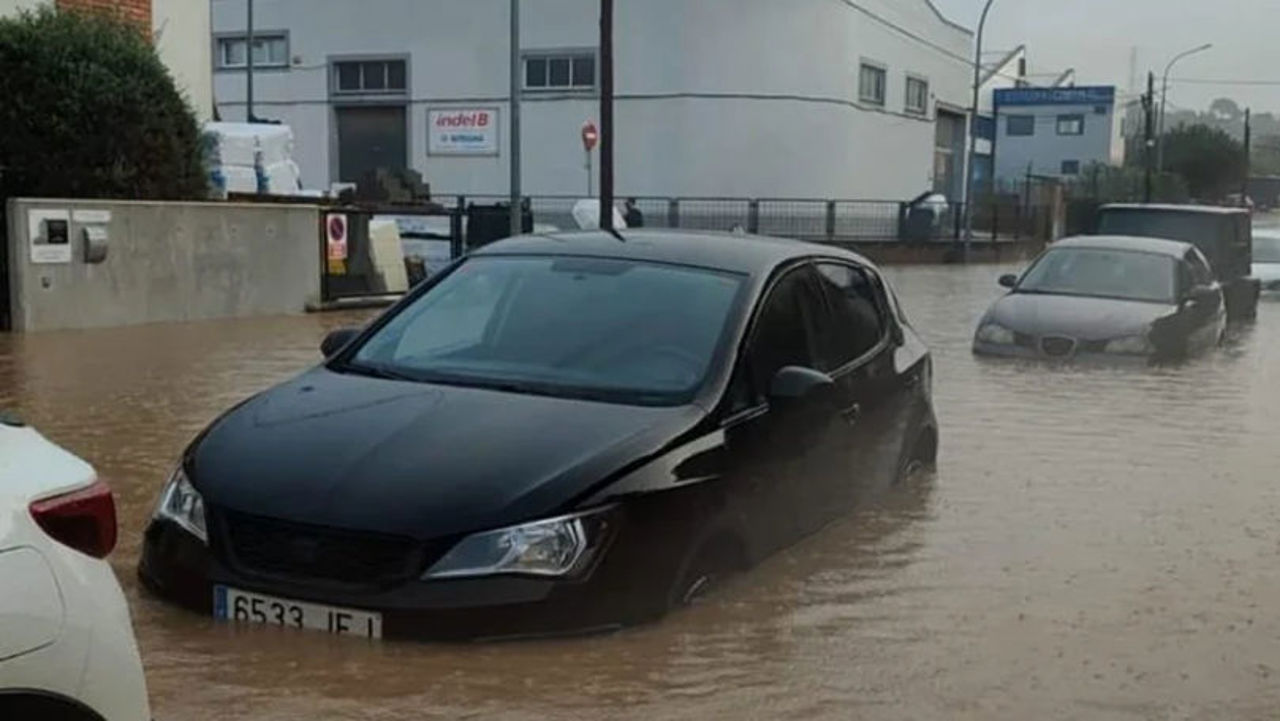 Барселона уходит под воду:  посольство Республики Молдова в Испании выпустило предупреждение для наших граждан 