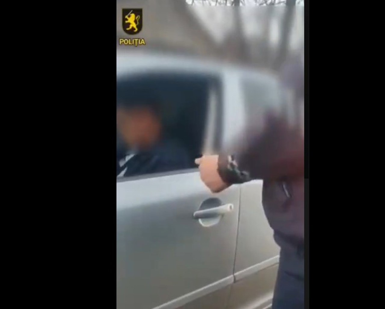 Deputat din Găgăuzia, oprit de poliție în timp ce conducea mașina de serviciu, deși este privat de acest drept