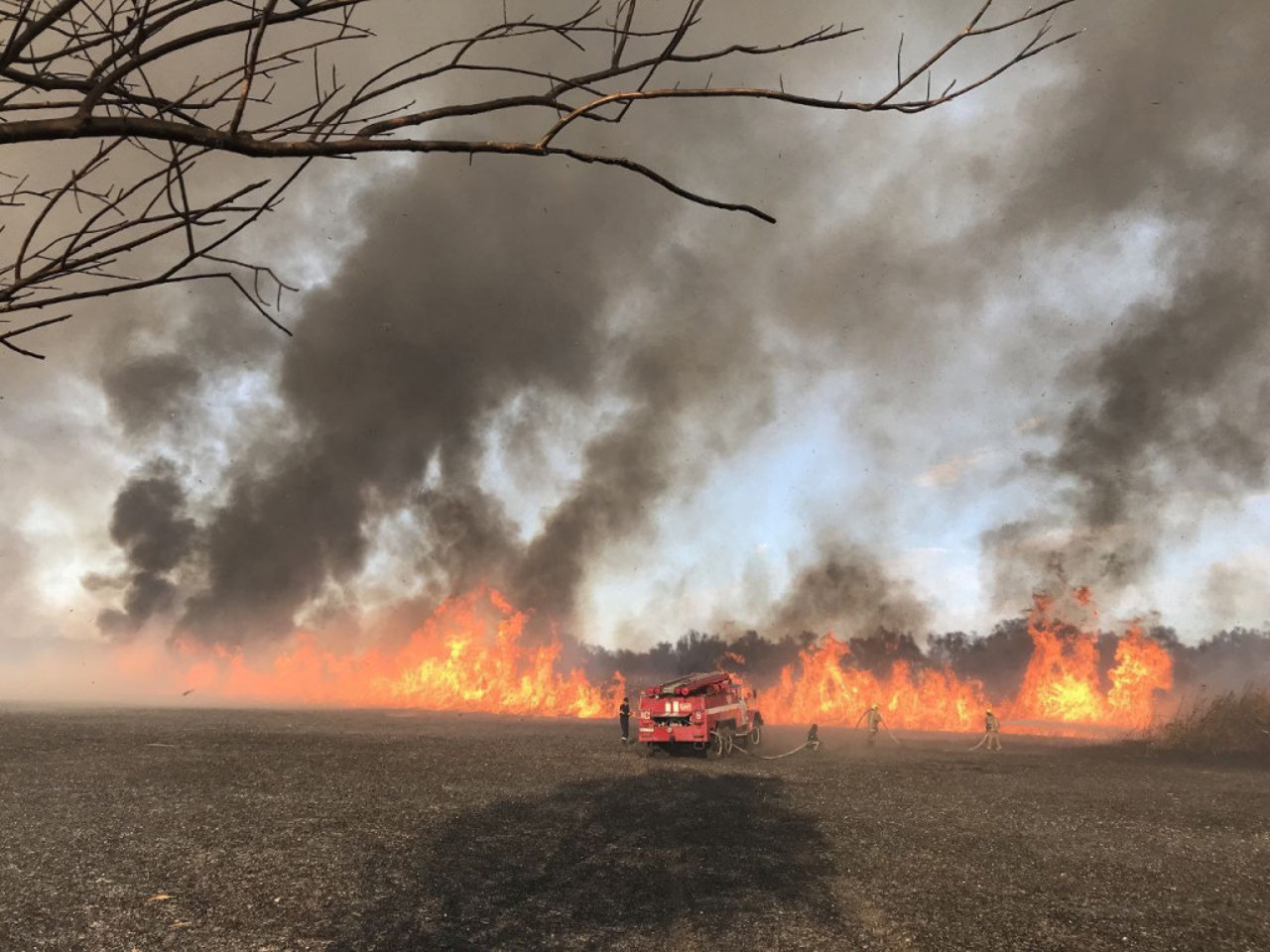 Cod galben: pericol de incendiu în toată țara, din cauza temperaturilor ridicate 