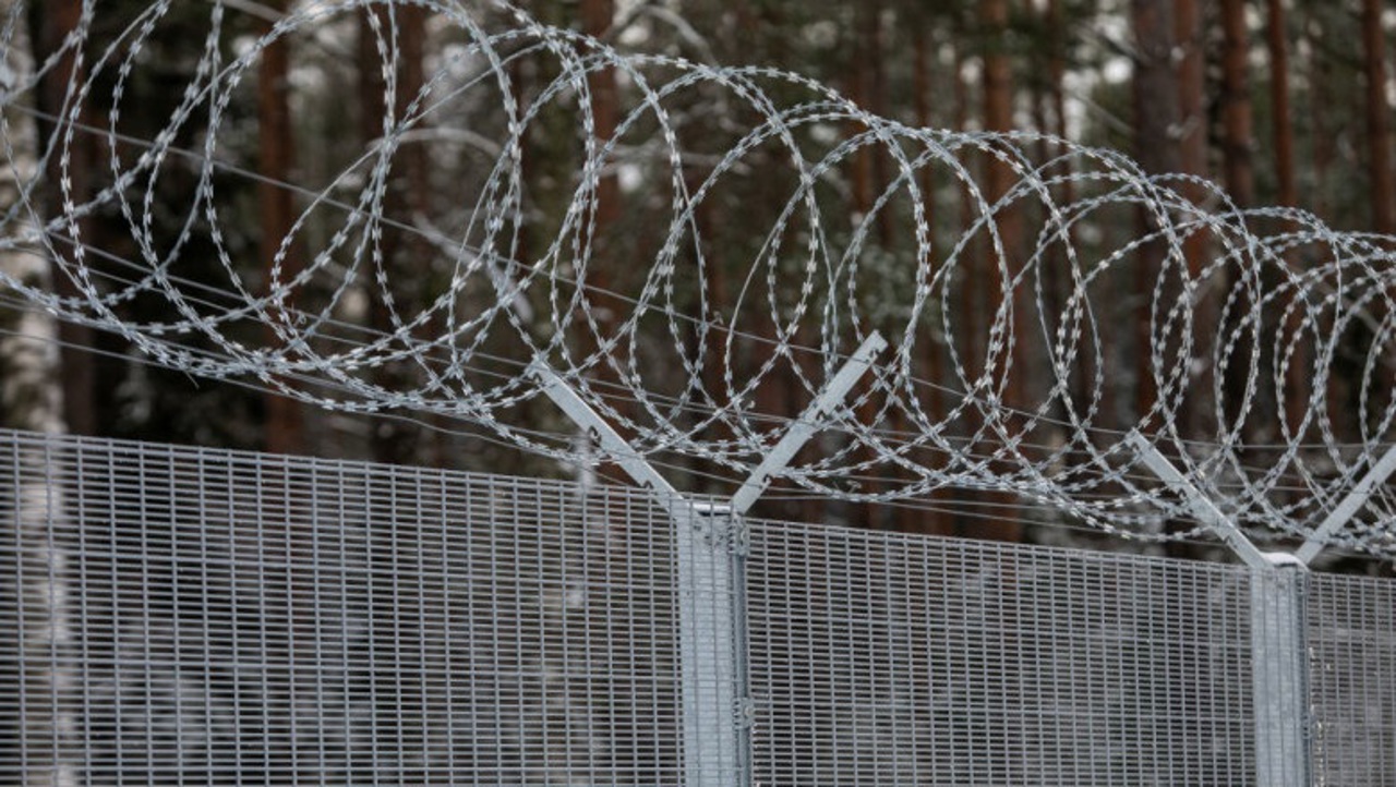 Corespondență//Gardul polonez răsăritean: noua Cortină de Fier