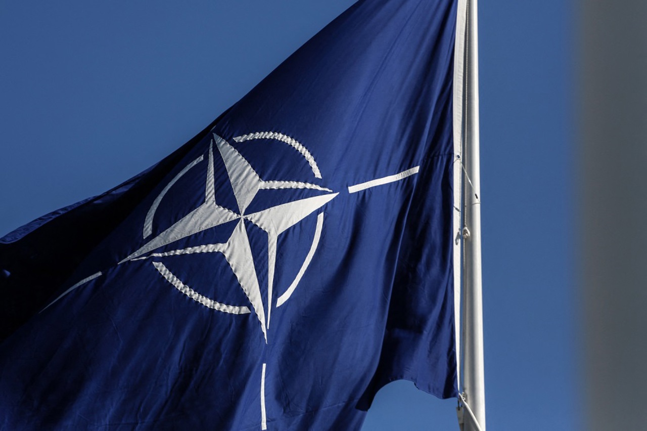 NATO trebuie să ofere Ucrainei garanții de securitate după războiului cu Rusia