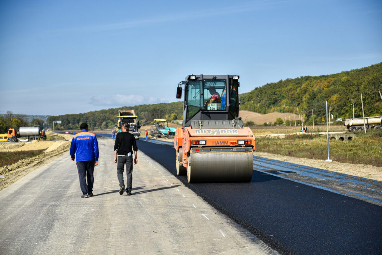 Finanțările pentru drumul Chișinău–Leușeni și centura capitalei au fost dublate la 300 de milioane de euro