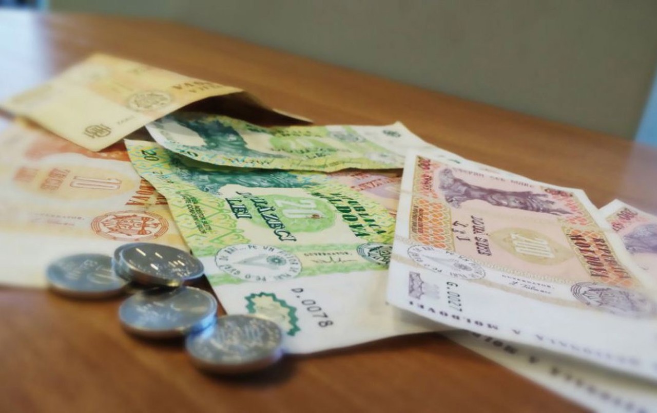 Incomes in villages lower than in cities